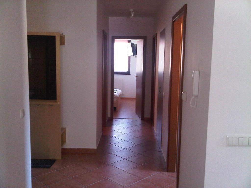 Mountain View Nest Apartment Sinaia Bagian luar foto